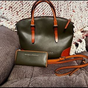 Dooney and Bourke tote with wallet